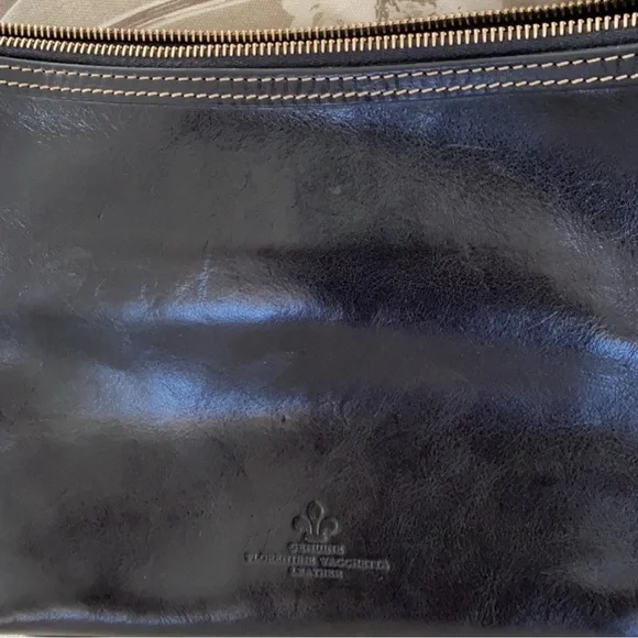 Dooney & Bourke Black and Tan Shoulder Bag with Adjustable Strap - Picture 4 of 9